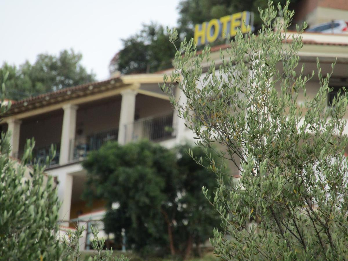 Hotel Castello Budoni Exterior foto