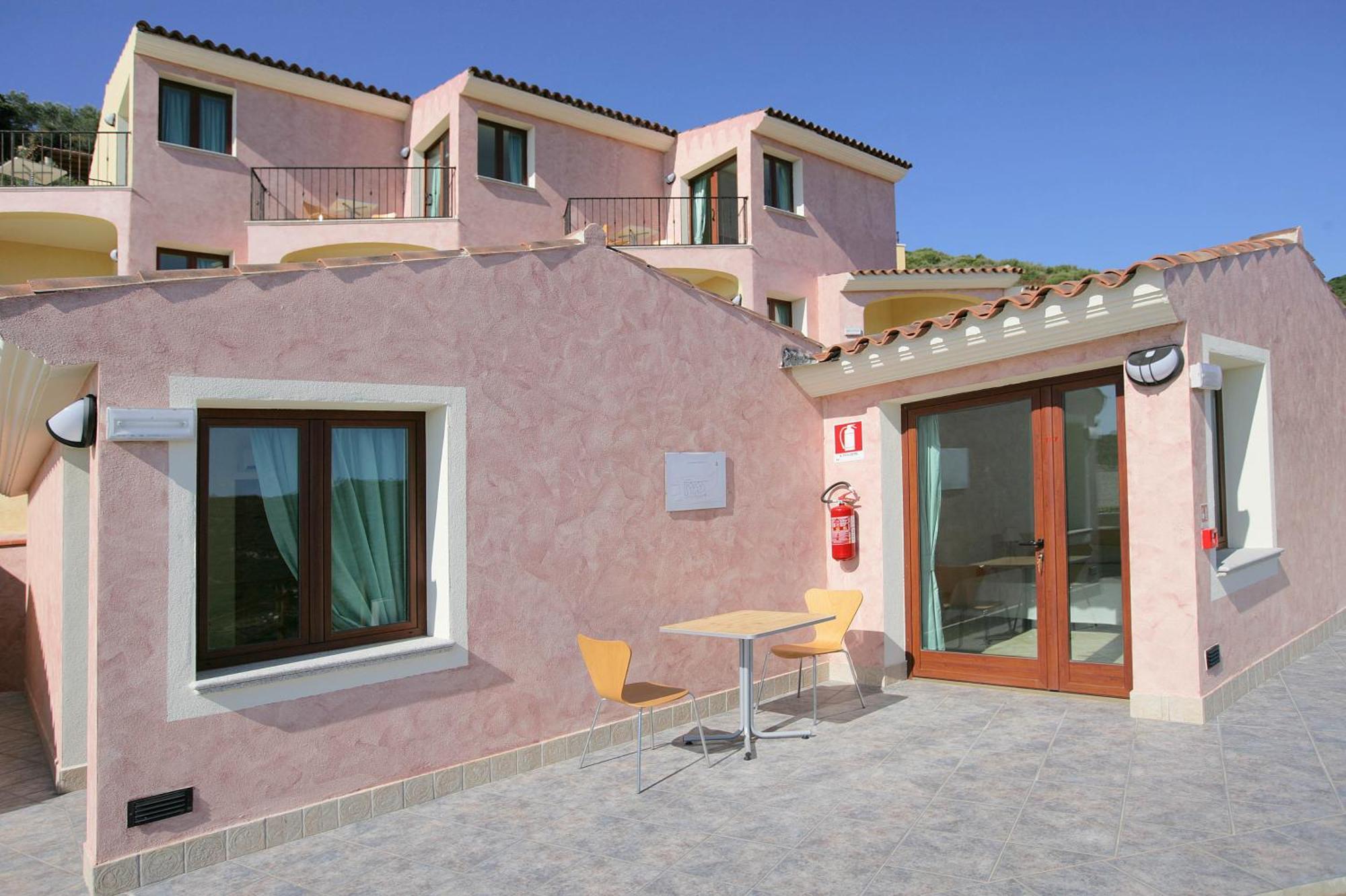 Hotel Castello Budoni Exterior foto