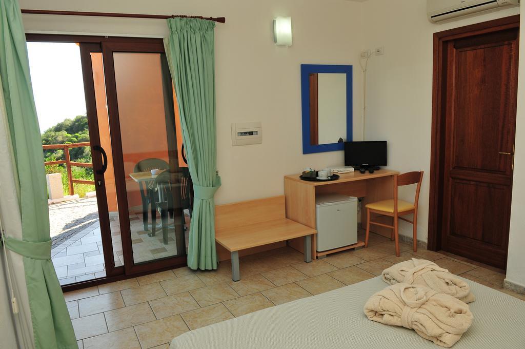Hotel Castello Budoni Quarto foto